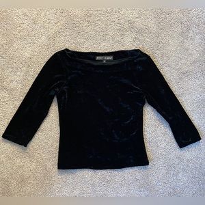 Betsy Johnson vintage velvet black top. Size small, fits like XS. 3/4 sleeves